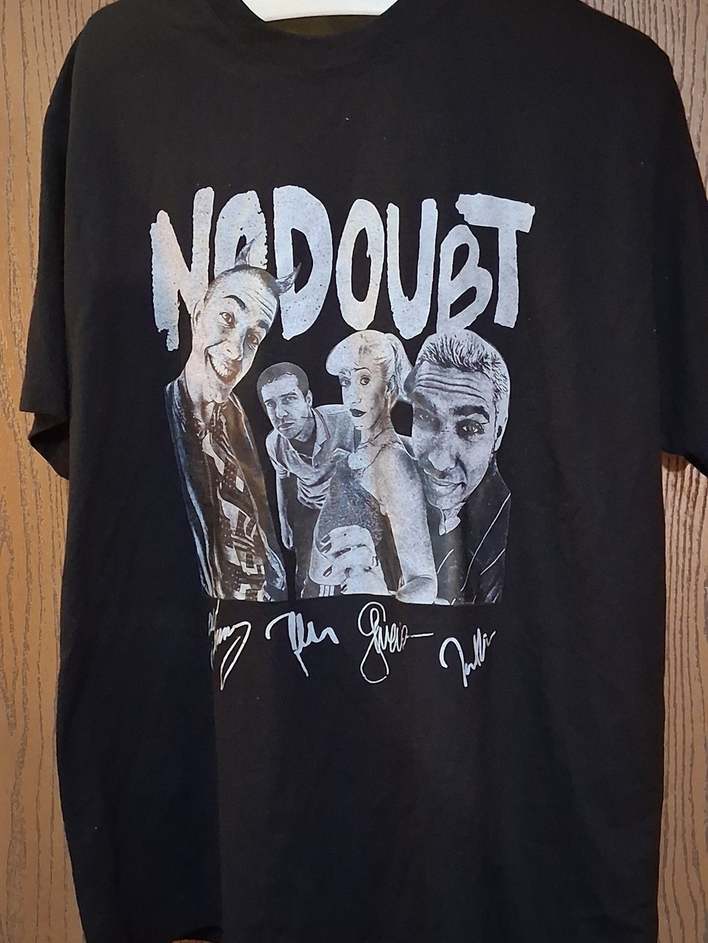 Black Graphic Band T-Shirt - Men's L 260971